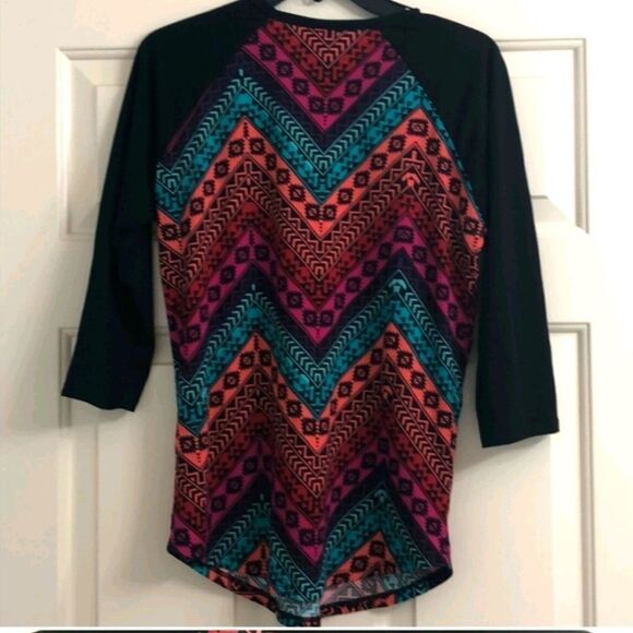 Lularoe stretch top black multi color Aztec print - Picture 5 of 7
